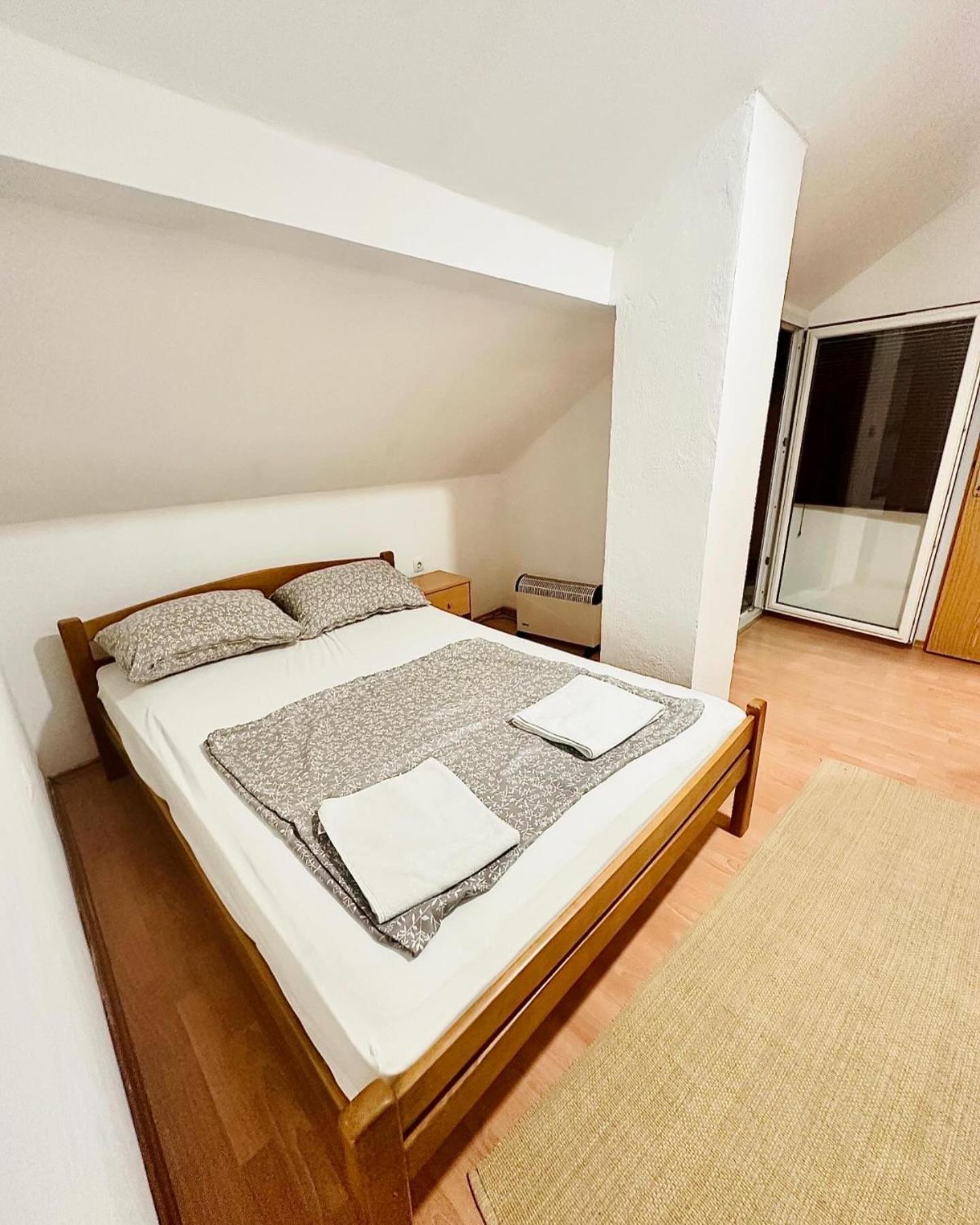 Apartment Collina Мостар Екстериор снимка
